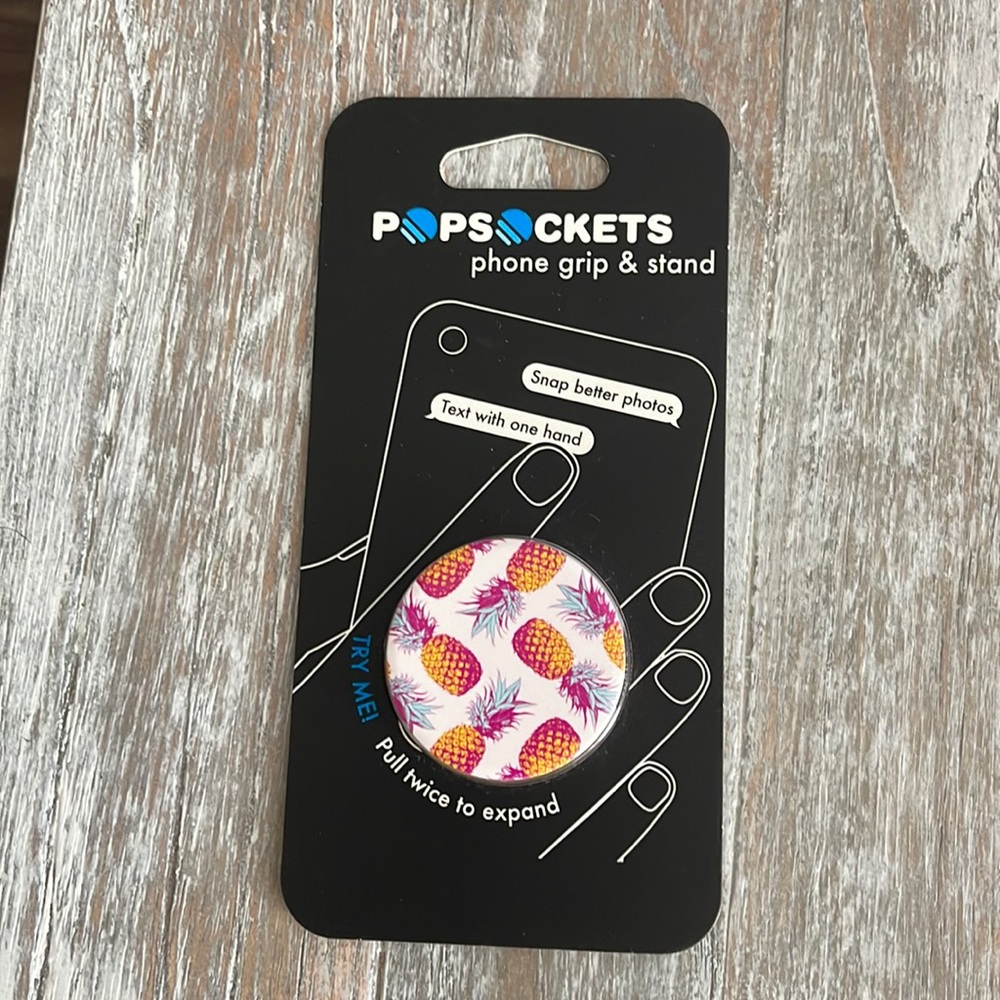 POP SOCKET 🍍 PINEAPPLE DESIGN NEW IN PACKAGE